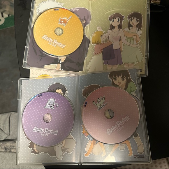 Fruit Basket Anime DVD Set (3/4) - Picture 2 of 6